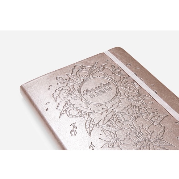 Weekly 2021 Annual Rose Gold Passion Planner Small - Picture 2 of 7